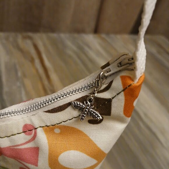 New Birds theme Top handle Shoulder Bag Purse Green Suede Mult Crescent Baguette - Picture 4 of 7